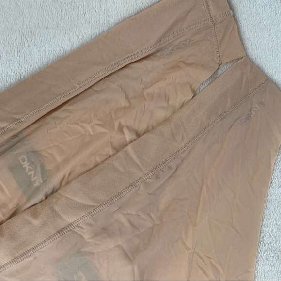 (2) DKNY Beige Seamless Underwear - Picture 7 of 9